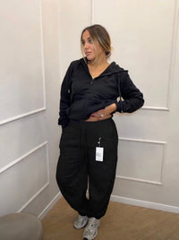 Pantatuta modello Zara