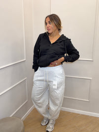 Pantatuta modello Zara
