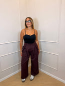 pantalone palazzo a vita alta con pinces.