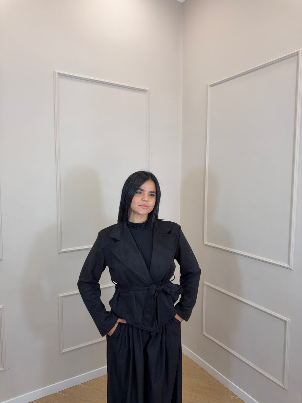 Trench in camoscio