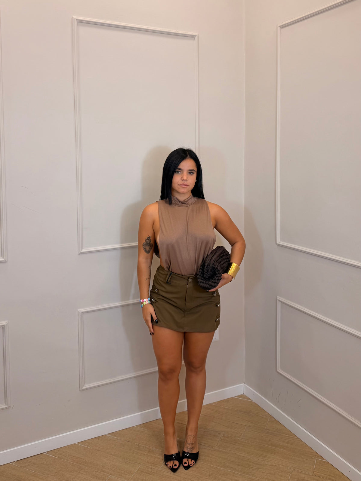 Body smanicato