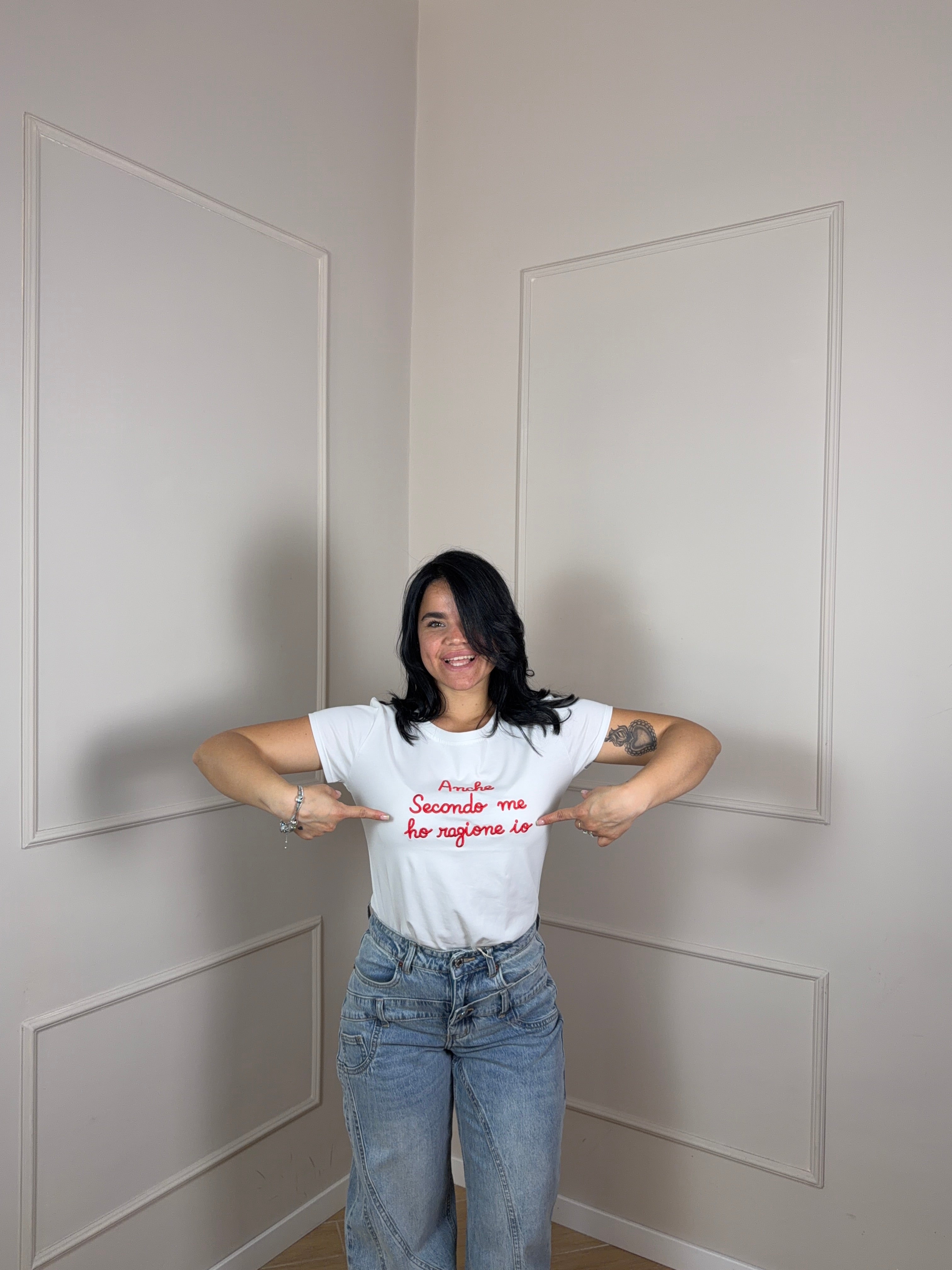 T shirt con scritta